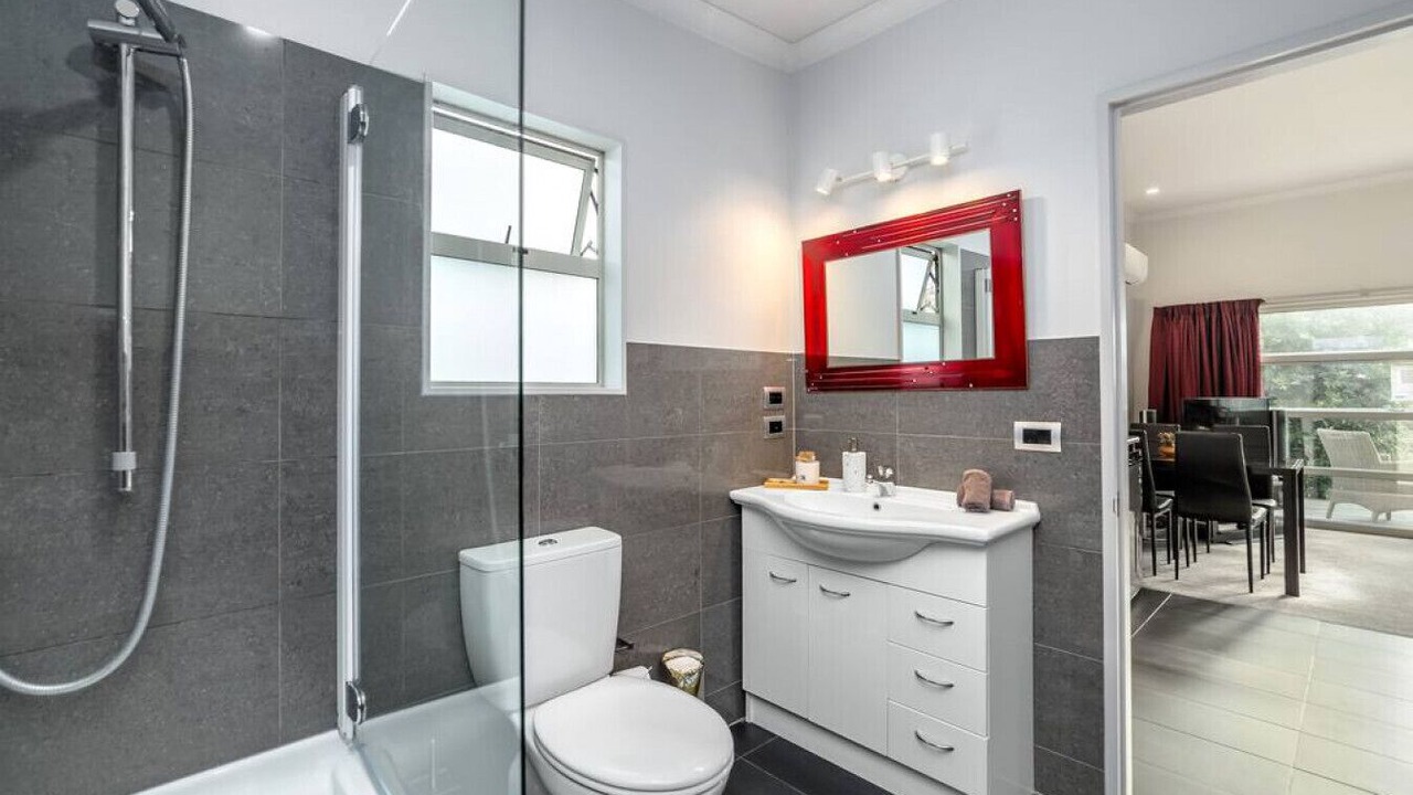 Photo of Bathroom in Martinborough