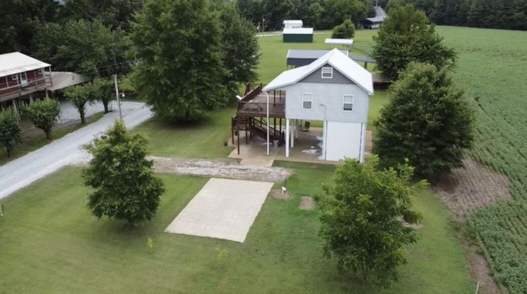 Photo of Outdoor in Decaturville
