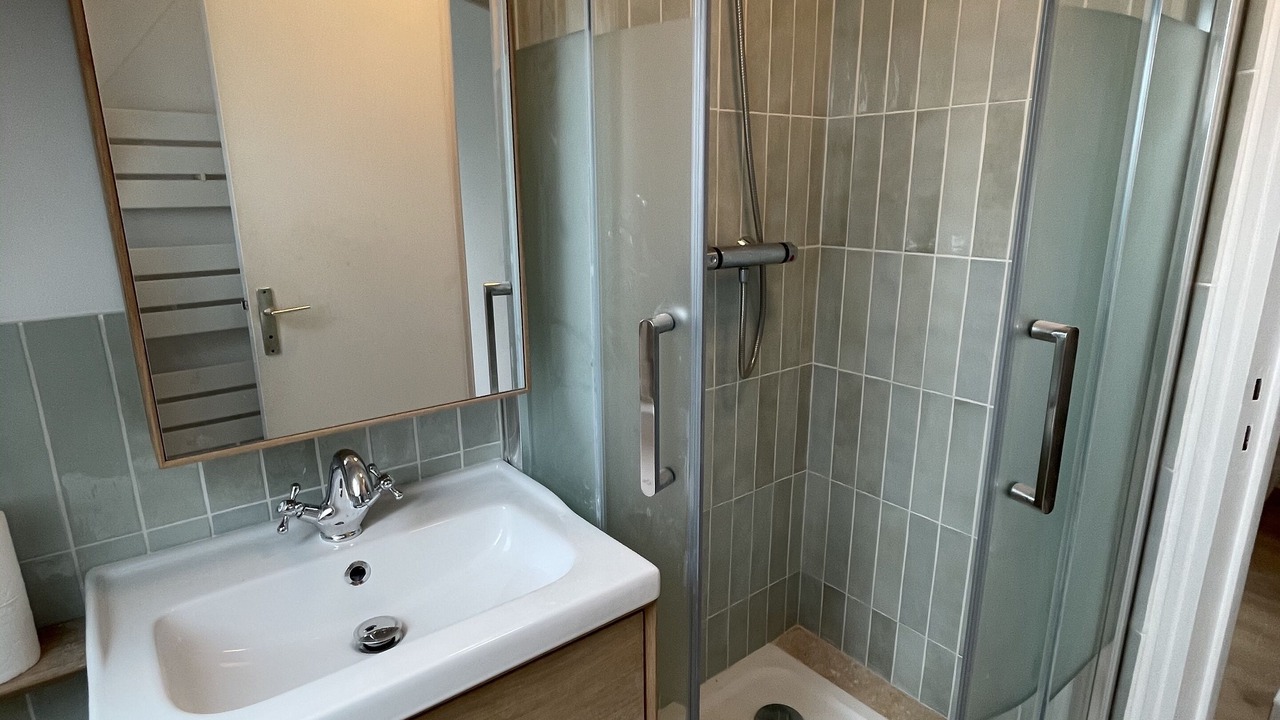 Photo of Bathroom in Lancieux