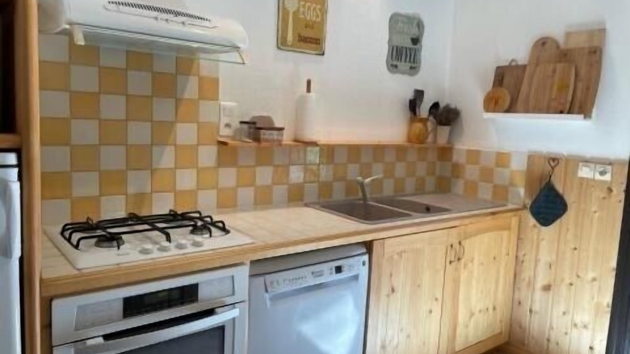 Photo of Kitchen in Saint-Sauveur-Camprieu