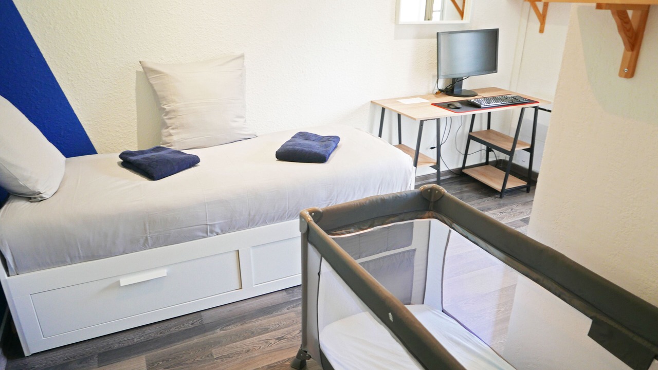 Photo of Bedroom in Saint-Beron