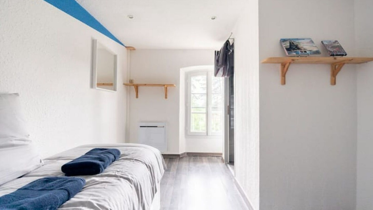 Photo of Bedroom in Saint-Beron