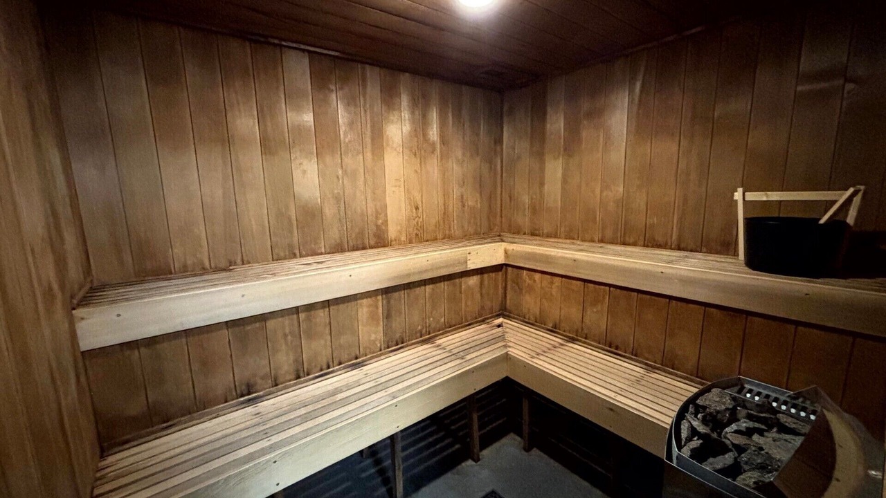 Photo of Others in Hotham Heights