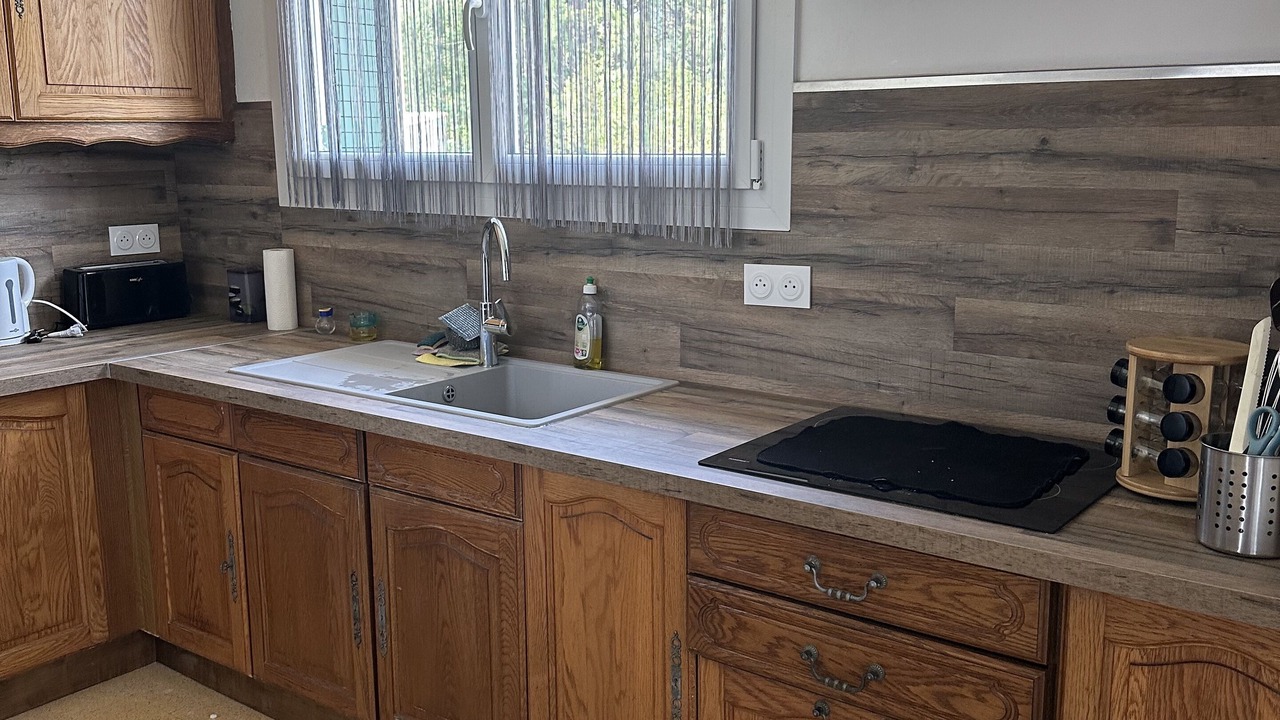 Photo of Kitchen in Saint-Laurent-La-Vernede