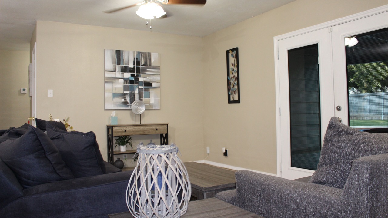 Photo of Livingroom in West San Antonio