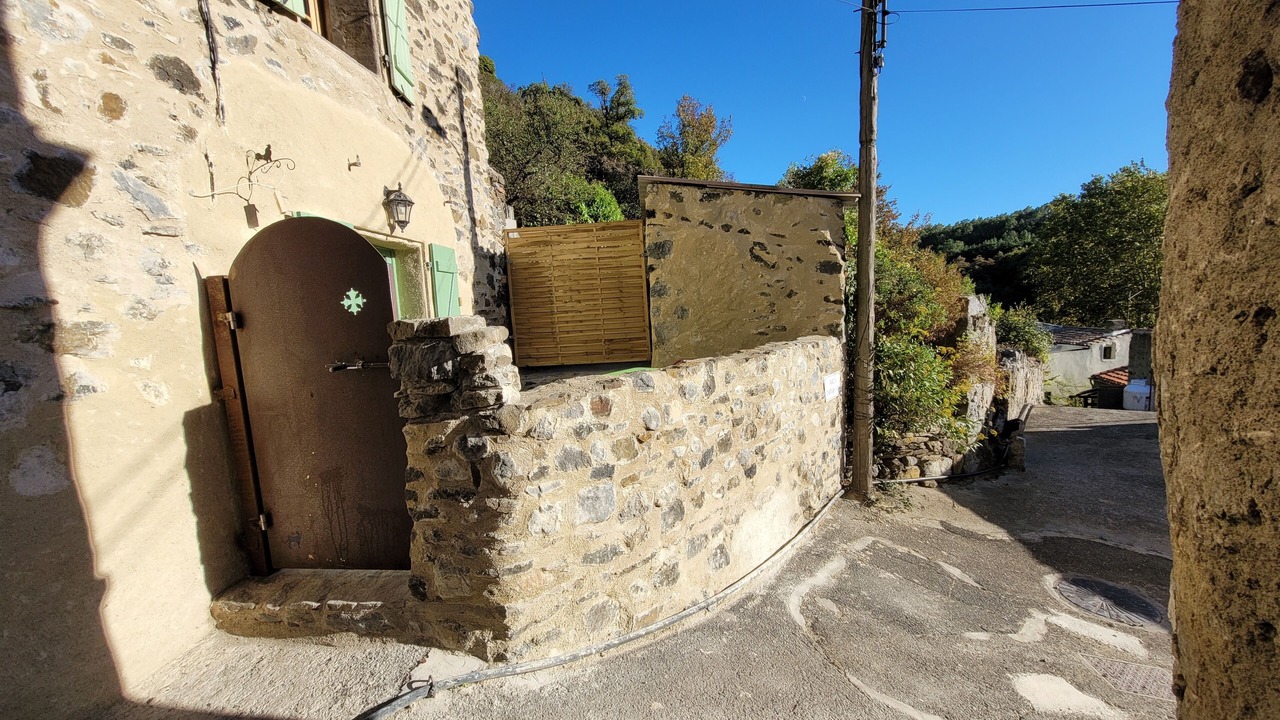 Photo of Outdoor in Prugnanes
