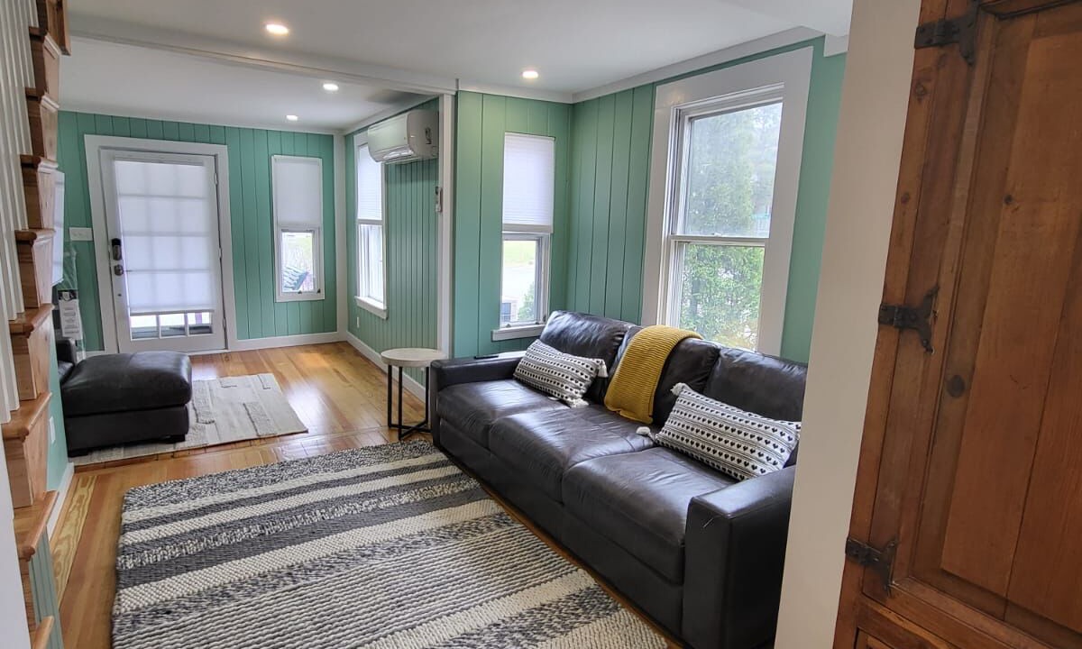 Photo of Livingroom in Oak Bluffs