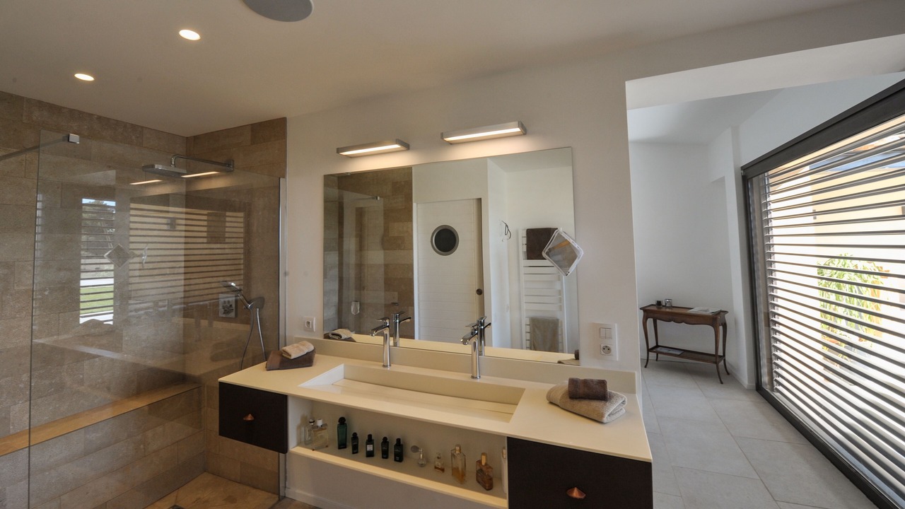Photo of Bathroom in Cassis