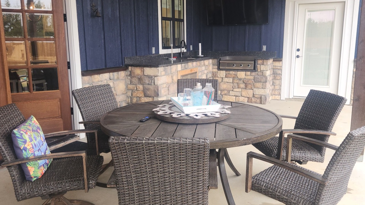 Photo of Outdoor in Mead
