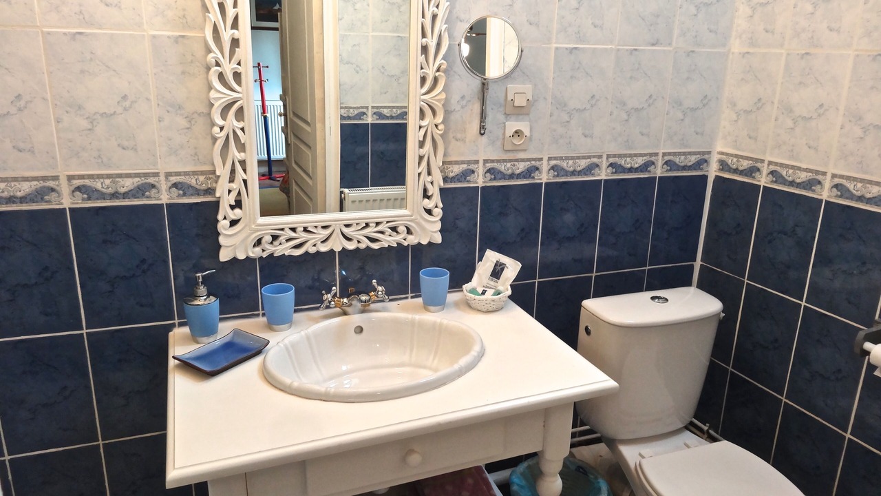 Photo of Bathroom in Tournon-Saint-Pierre