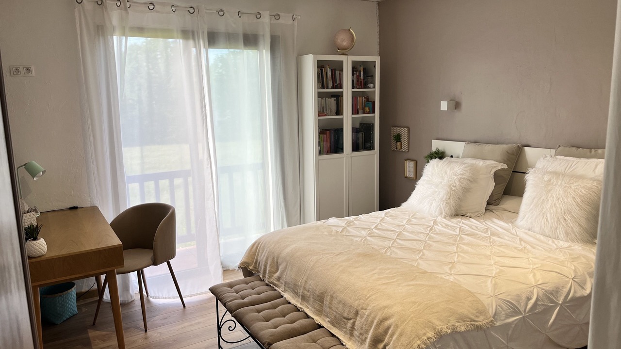 Photo of Bedroom in Urcuit