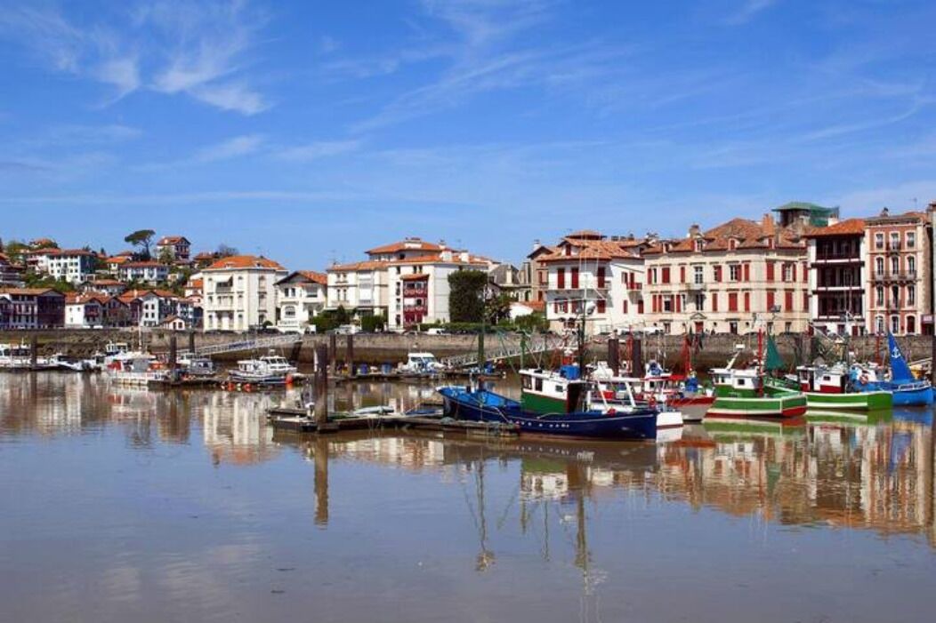 Photo of Others in Urcuit