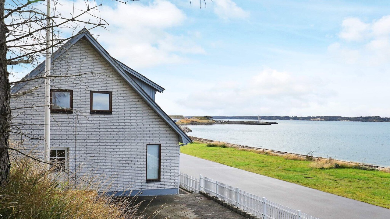 Photo of Others in Hvalpsund