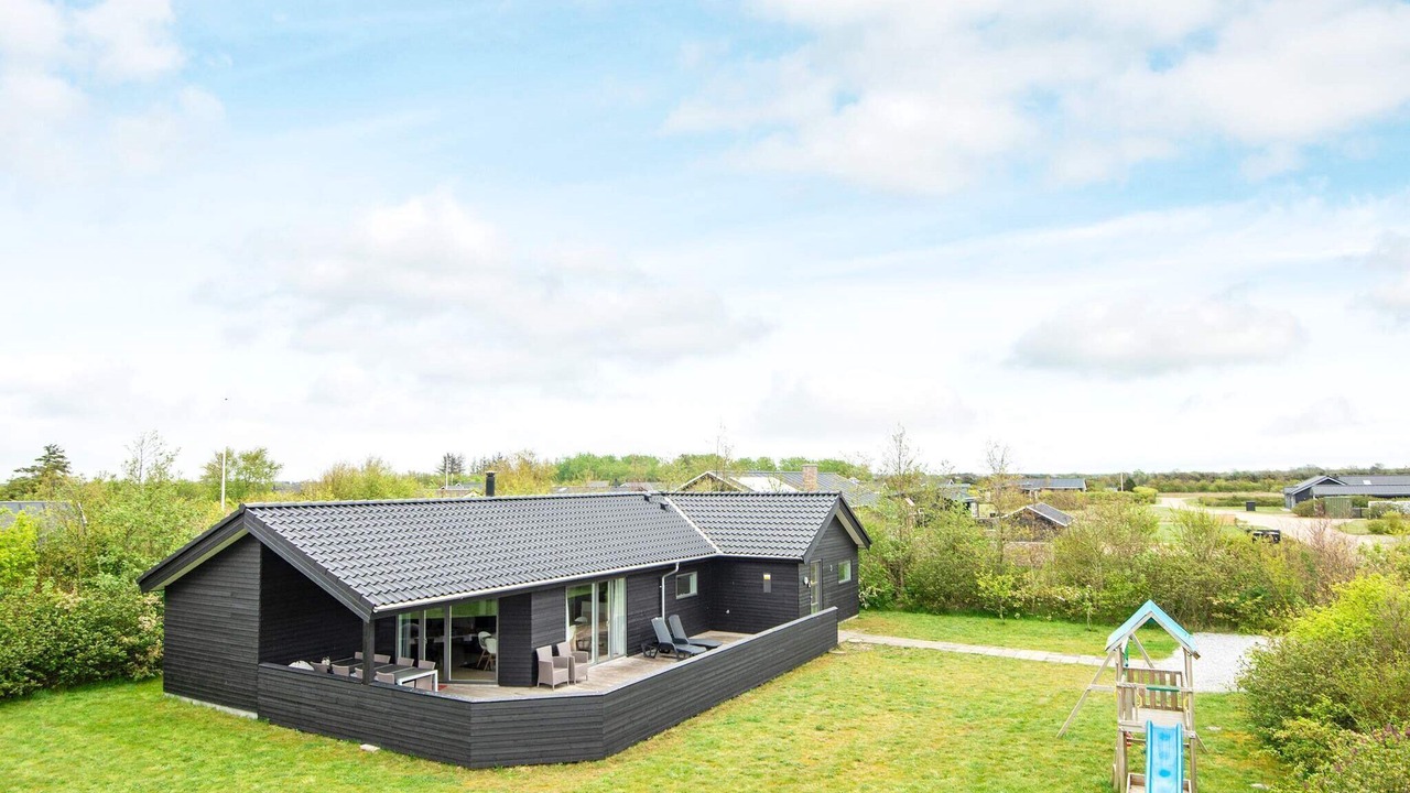 Photo of Outdoor in Skaven Strand