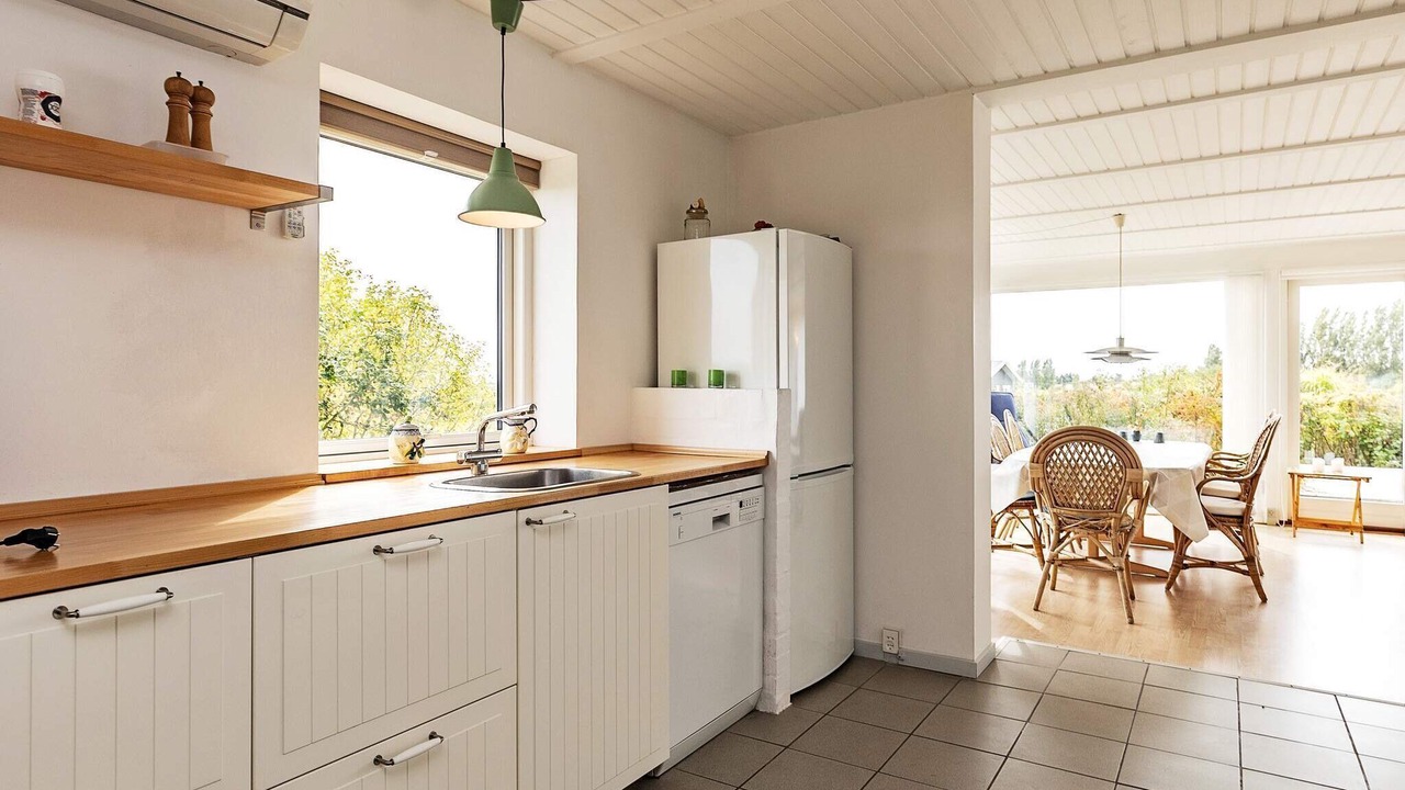 Photo of Others in Helnæs By