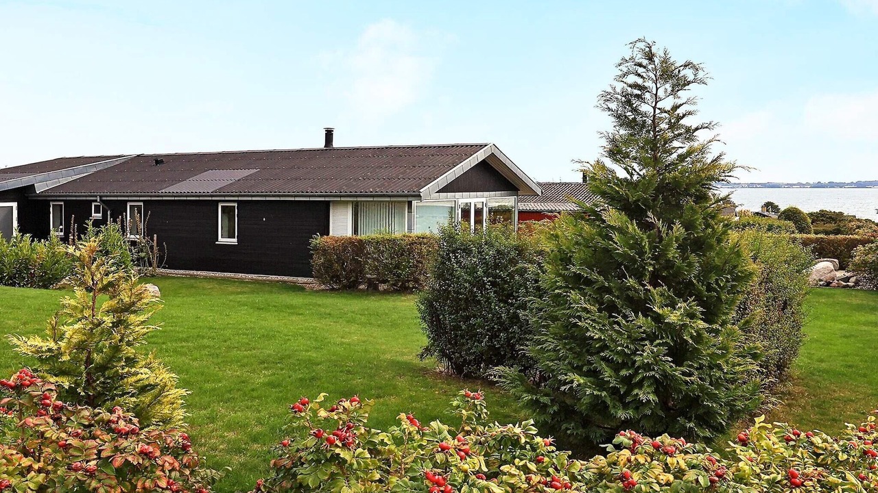 Photo of Others in Helnæs By