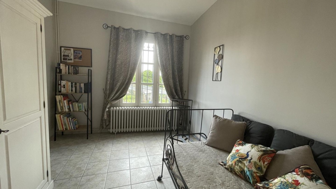 Photo of Others in Vernusse