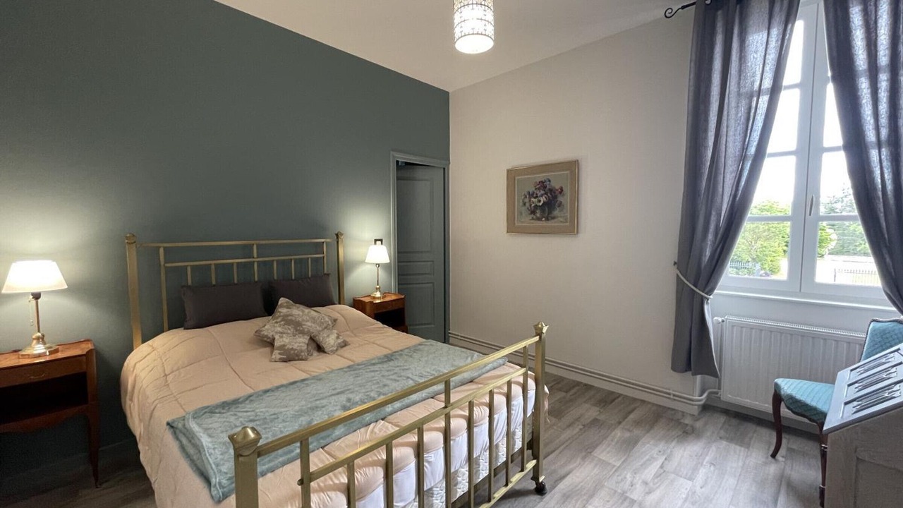 Photo of Bedroom in Vernusse