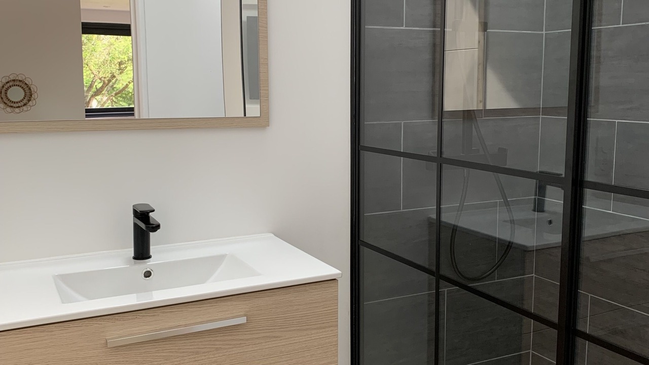 Photo of Bathroom in Plouneour-Trez