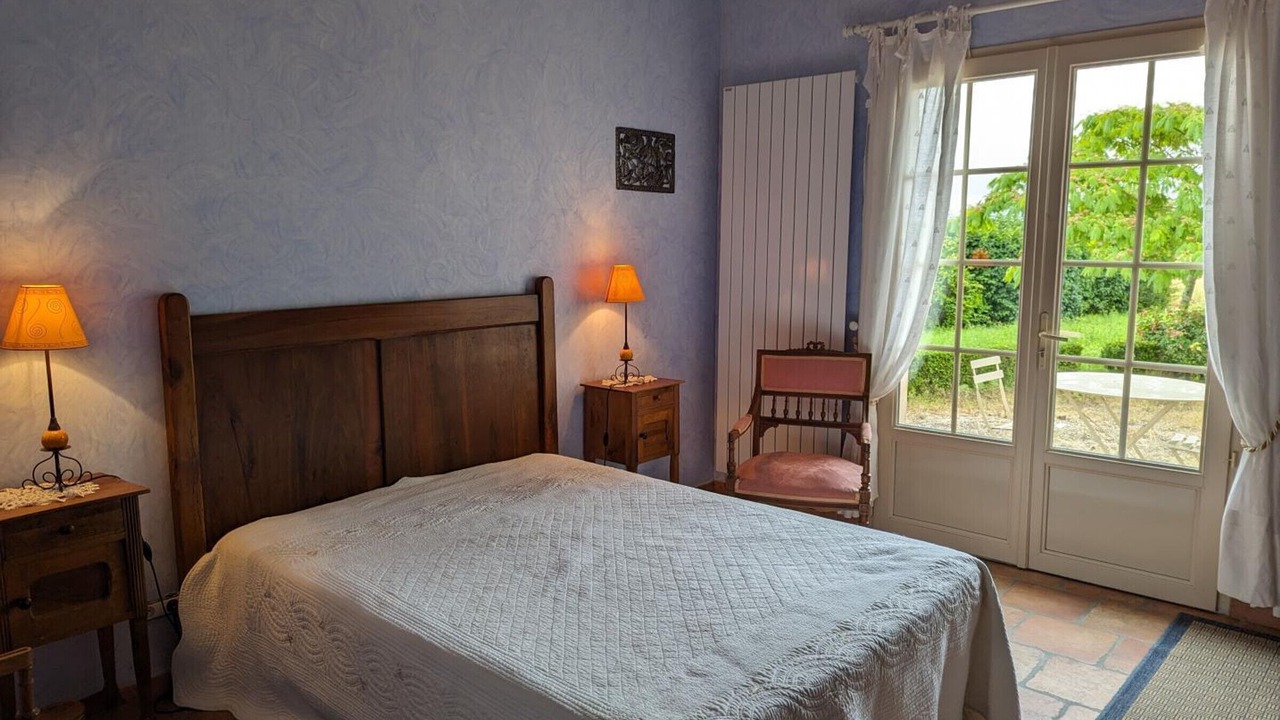 Photo of Bedroom in Saint-Romain