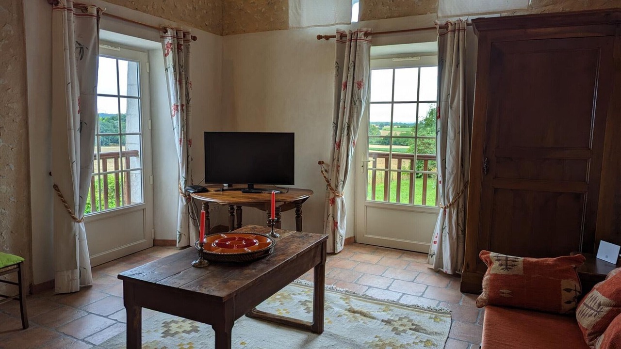 Photo of Livingroom in Saint-Romain