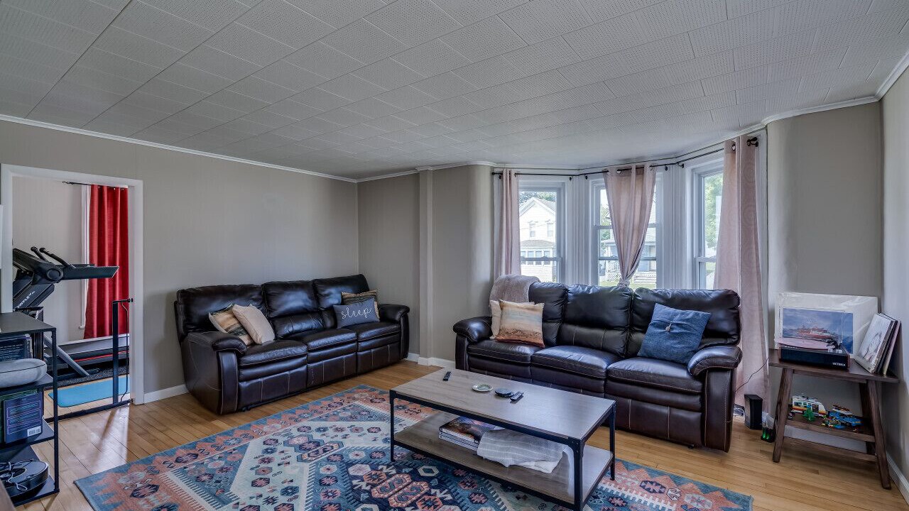 Photo of Livingroom in Clayton