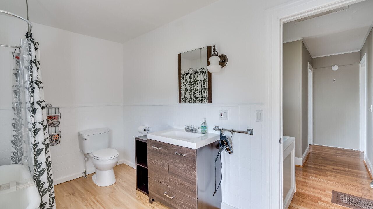 Photo of Bathroom in Clayton