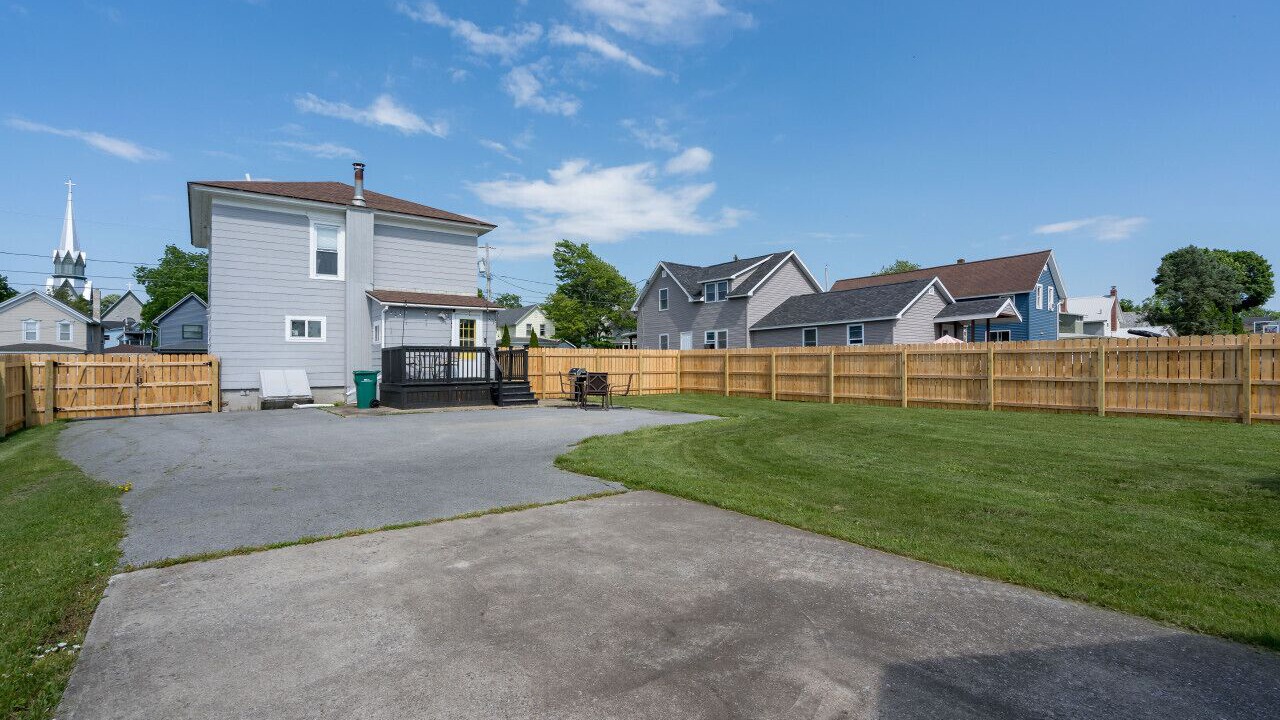 Photo of Outdoor in Clayton