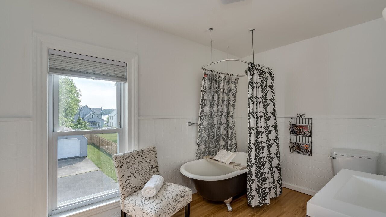 Photo of Bathroom in Clayton