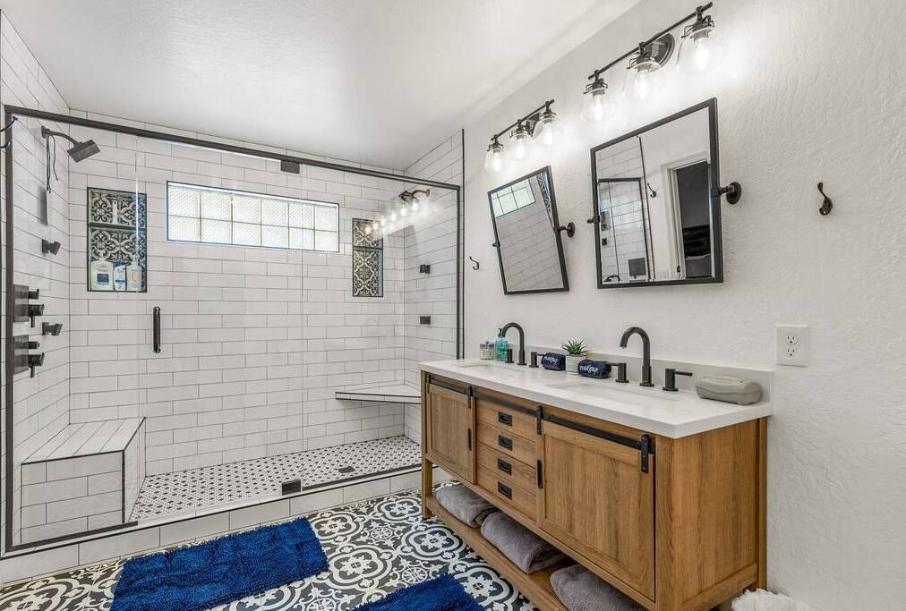 Photo of Bathroom in Munds Park