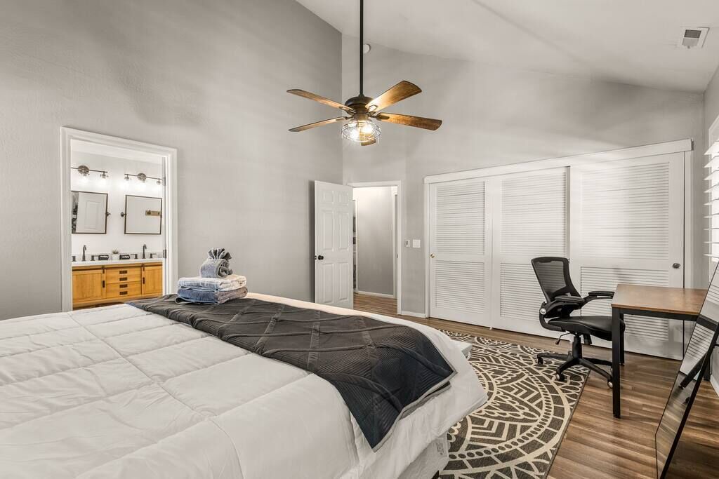 Photo of Bedroom in Munds Park