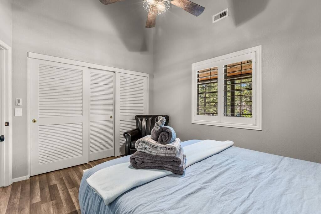 Photo of Bedroom in Munds Park
