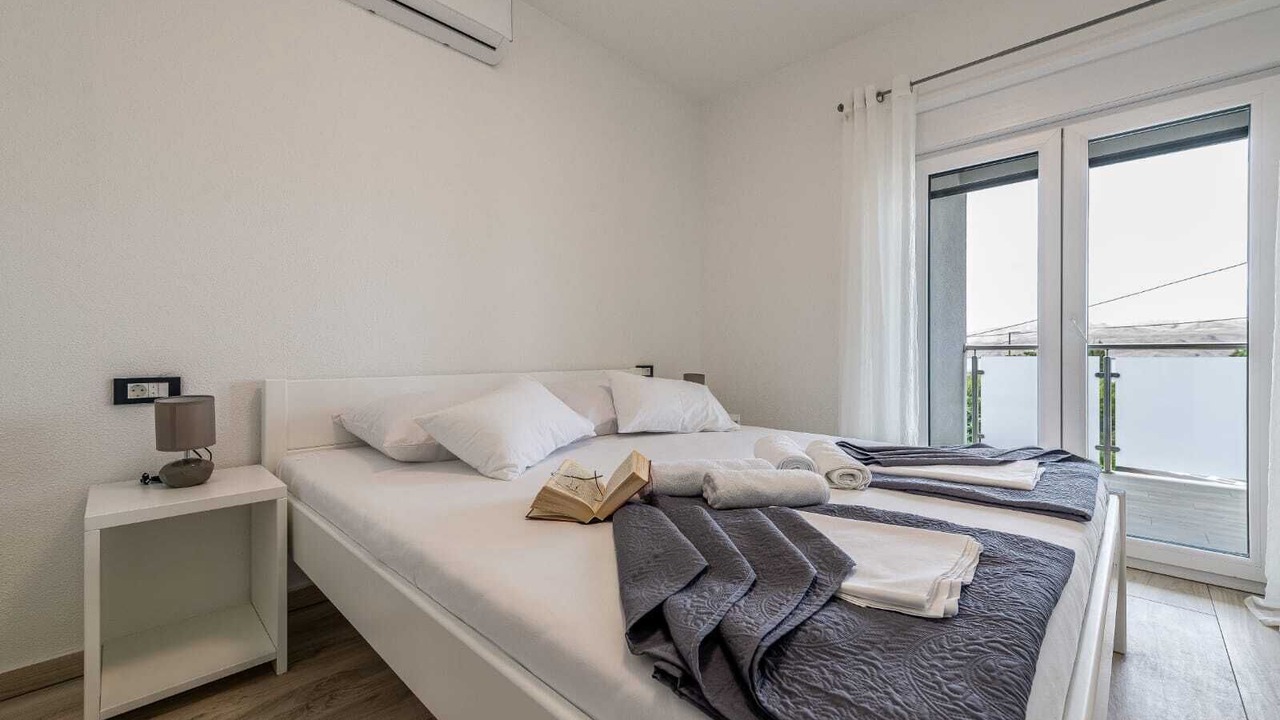 Photo of Bedroom in Karlobag