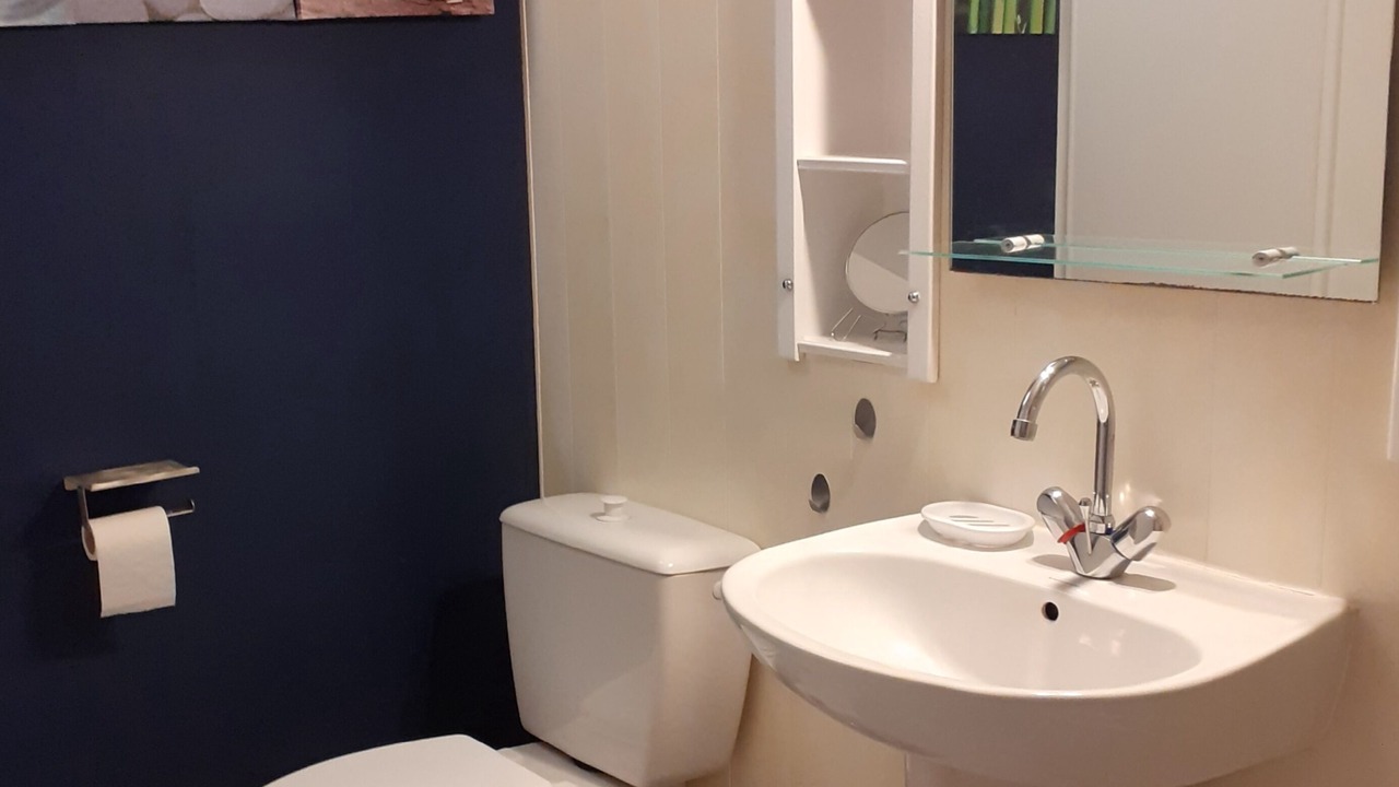 Photo of Bathroom in Saint-Aquilin-de-Pacy