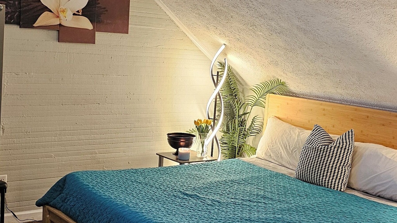 Photo of Bedroom in Cabbagetown