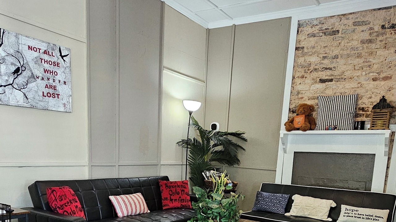 Photo of Livingroom in Cabbagetown