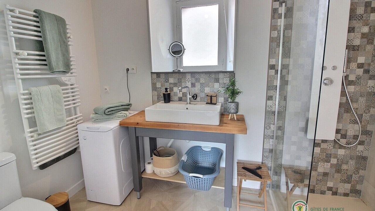 Photo of Bathroom in Ploumilliau