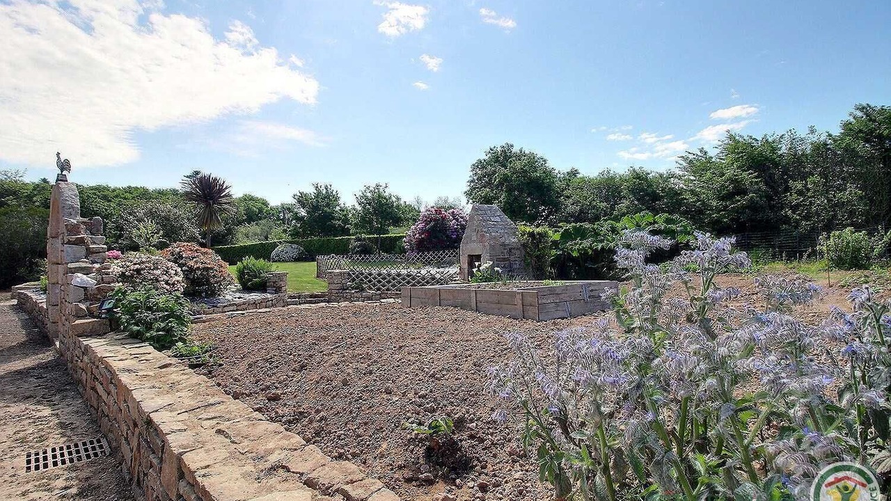 Photo of Outdoor in Ploumilliau