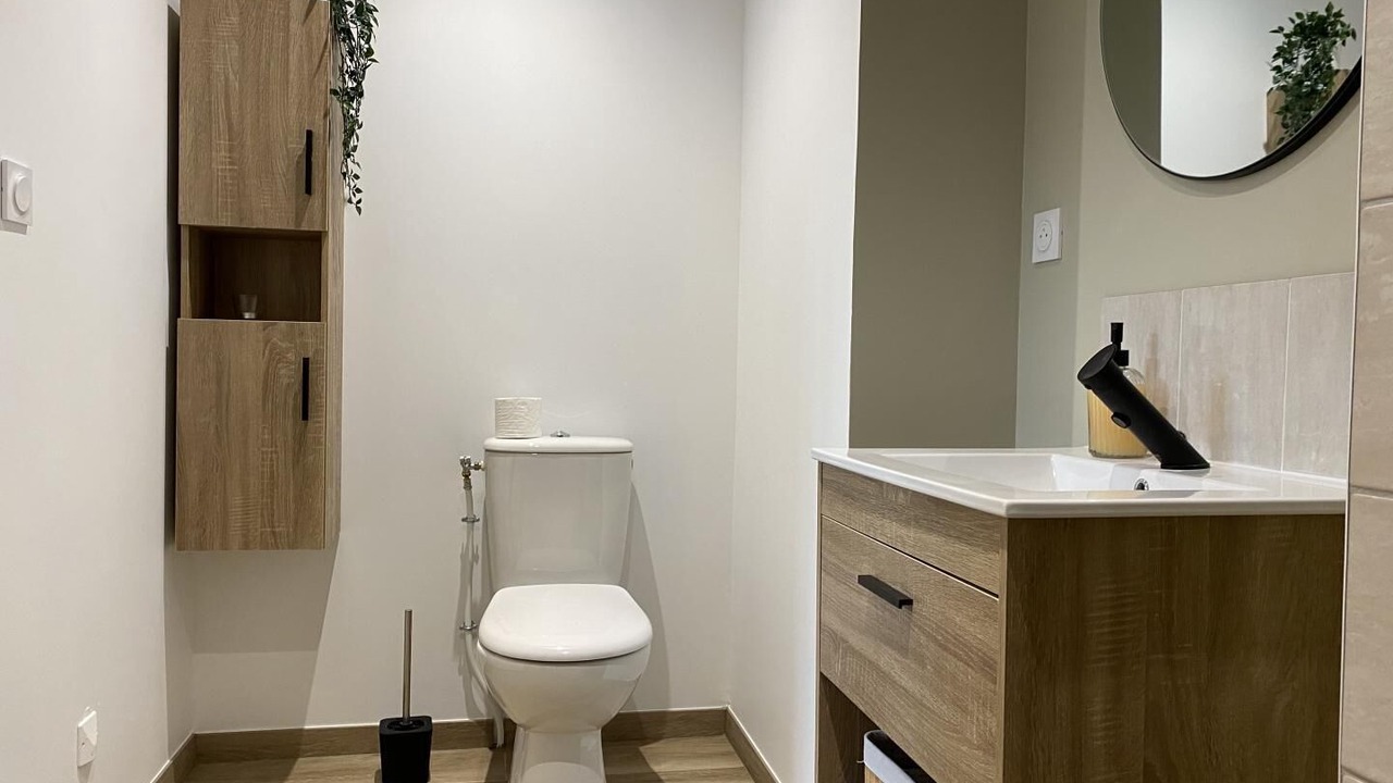 Photo of Bathroom in Rocroi