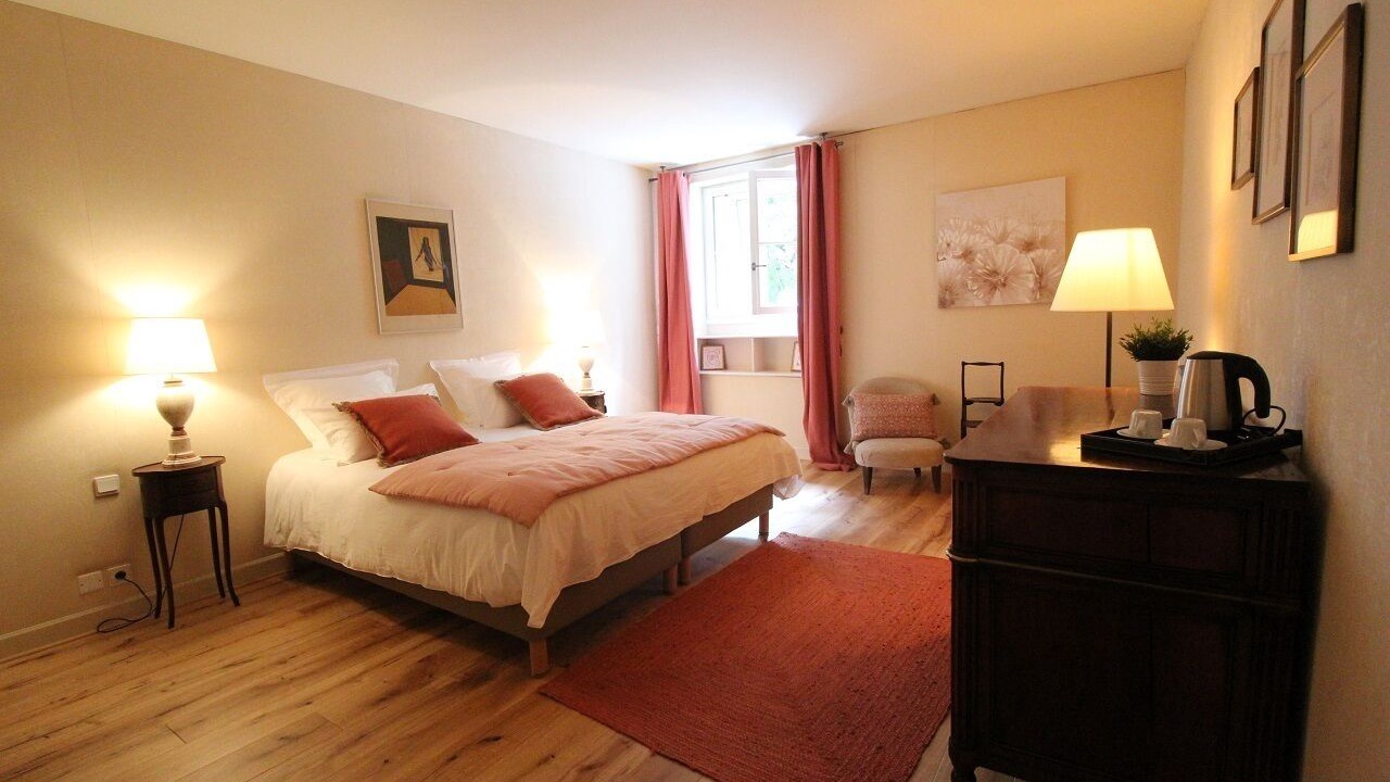 Photo of Bedroom in Saint-Genis-Laval
