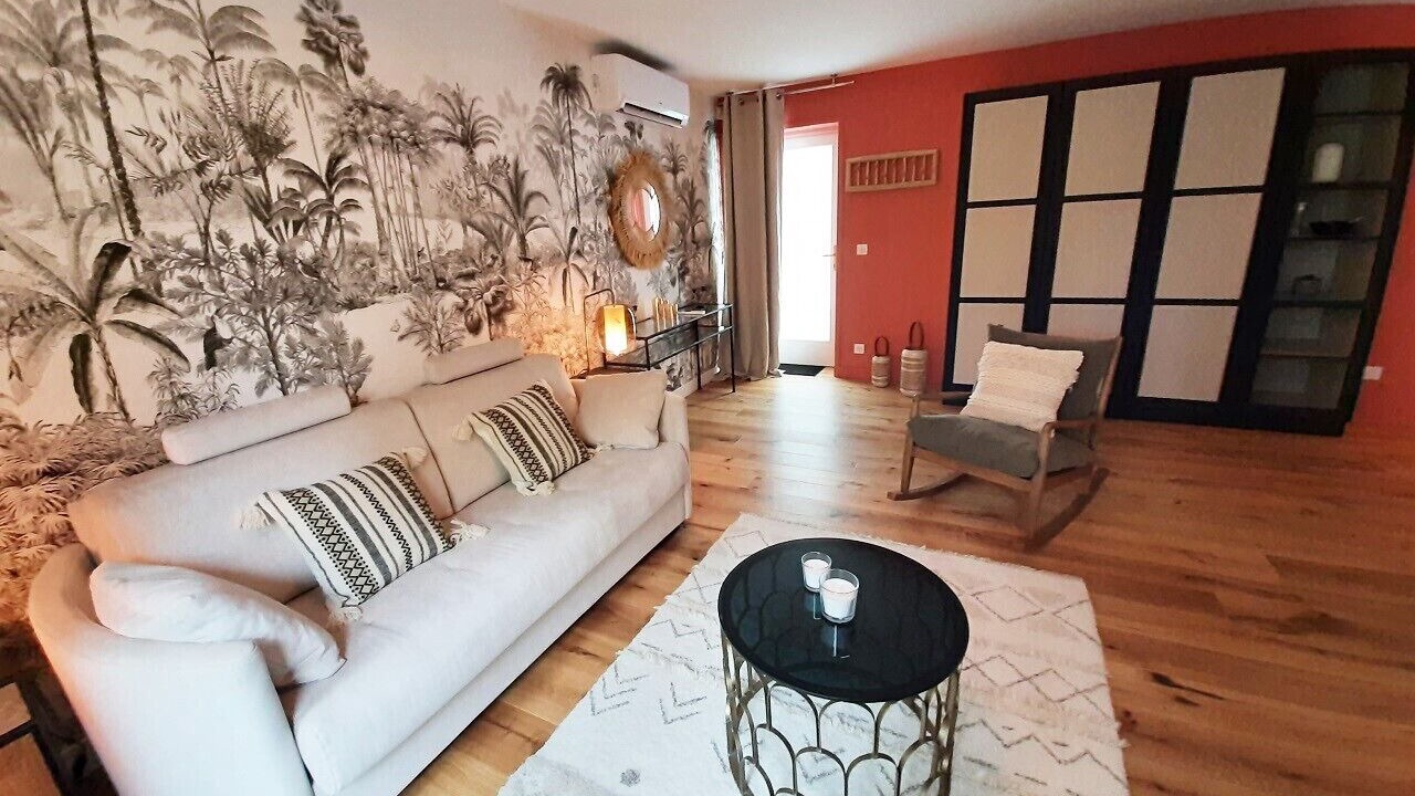 Photo of Livingroom in Saint-Genis-Laval