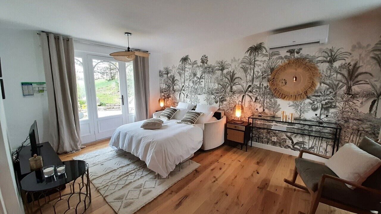 Photo of Bedroom in Saint-Genis-Laval