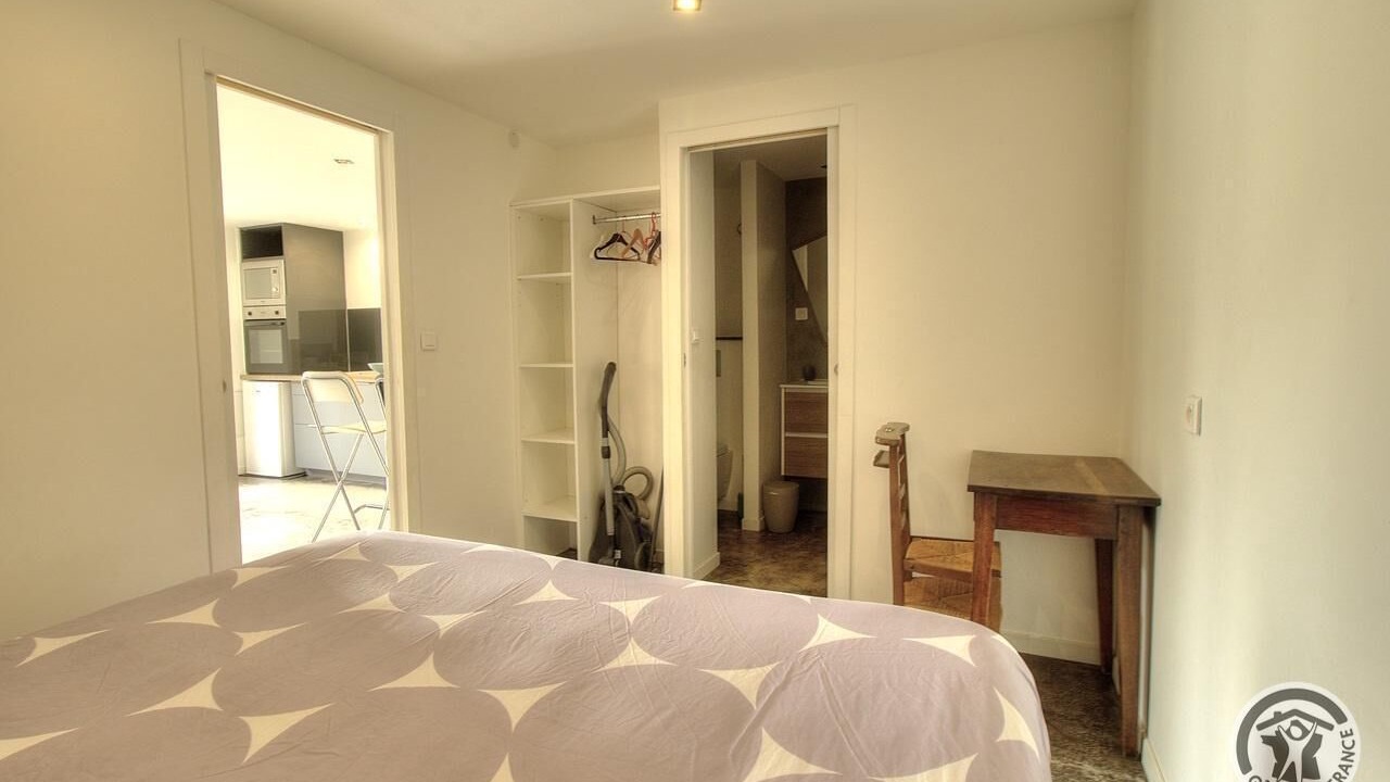 Photo of Bedroom in Charly