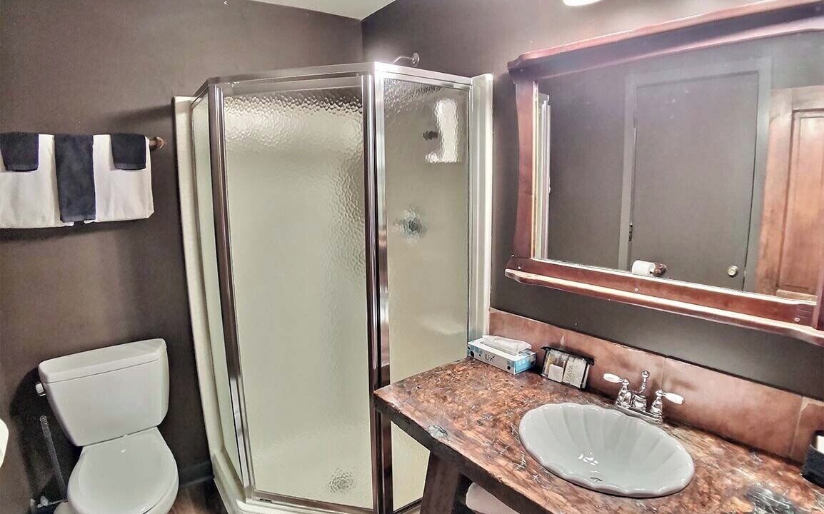 Photo of Bathroom in Eureka Springs