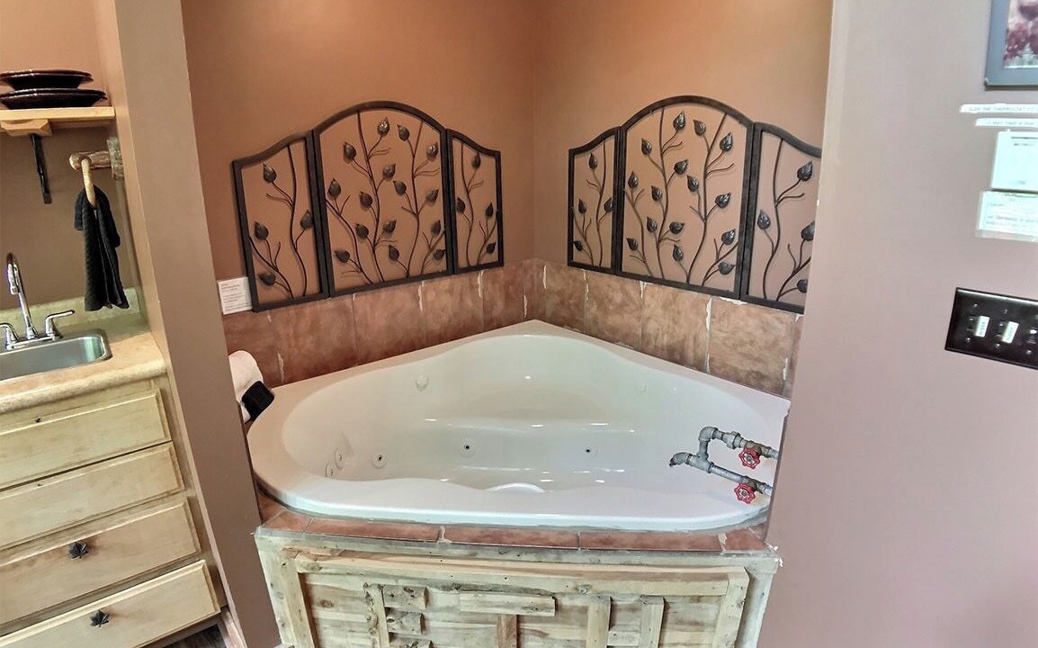 Photo of Bathroom in Eureka Springs