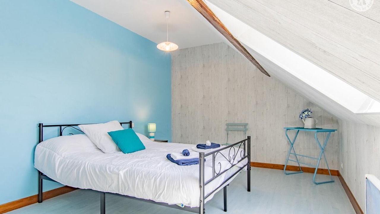 Photo of Bedroom in Chenoves