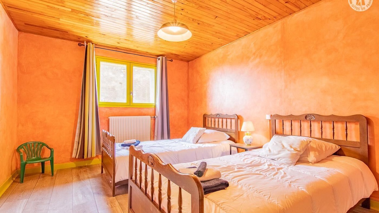 Photo of Bedroom in Chenoves