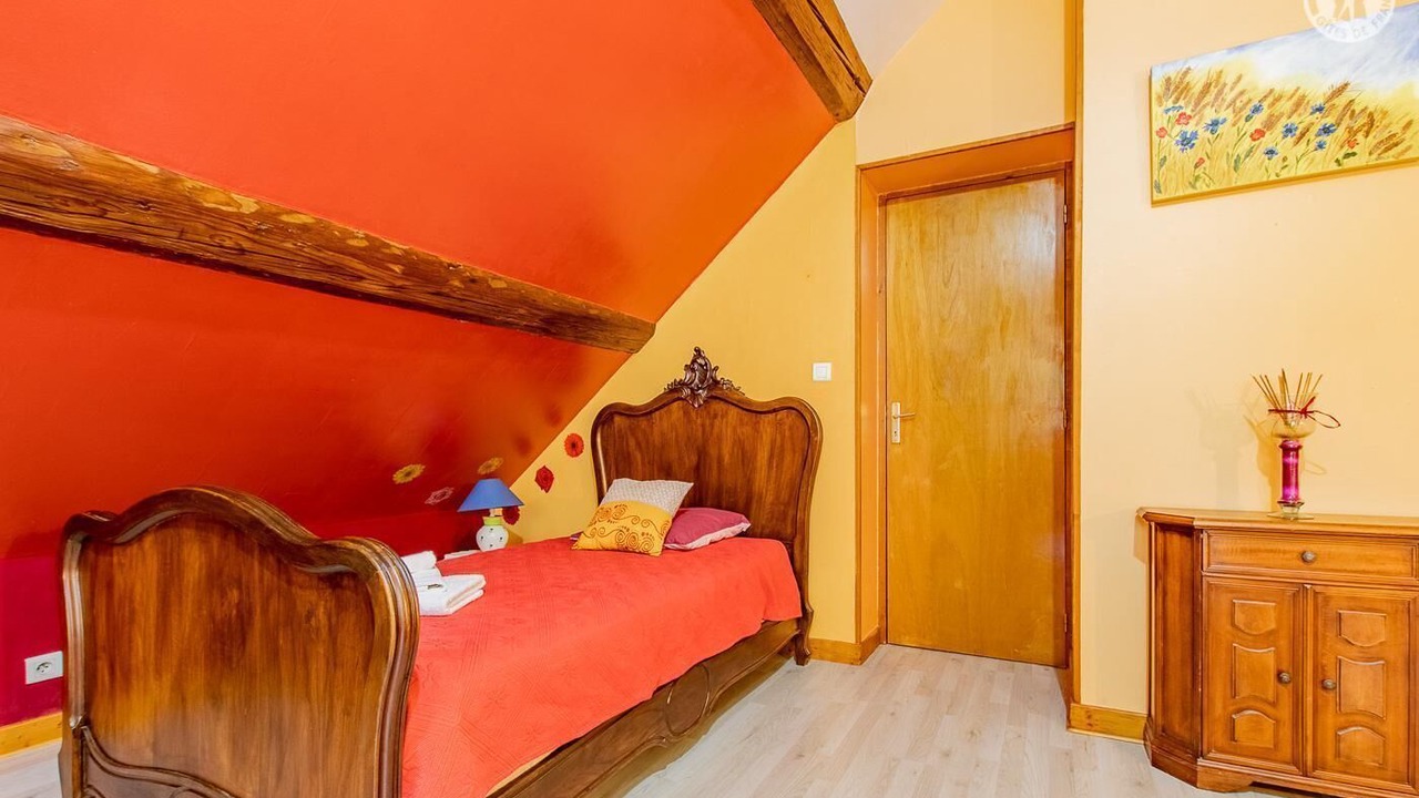 Photo of Bedroom in Chenoves