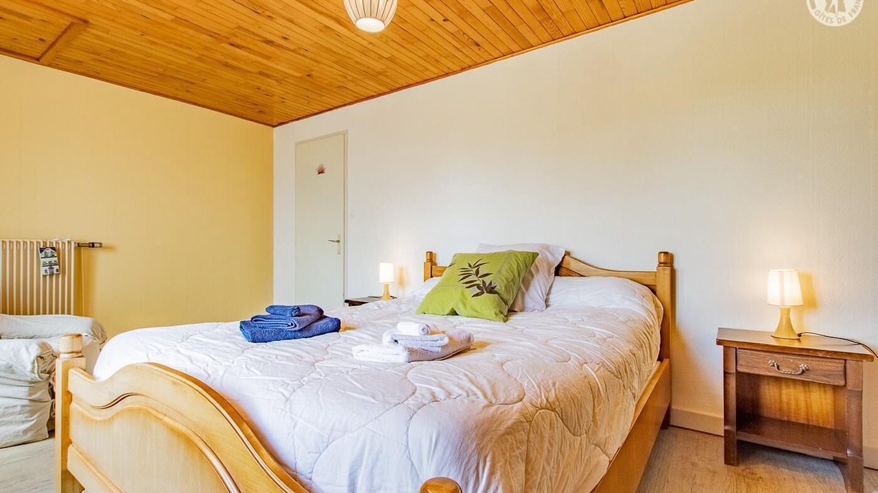 Photo of Bedroom in Chenoves