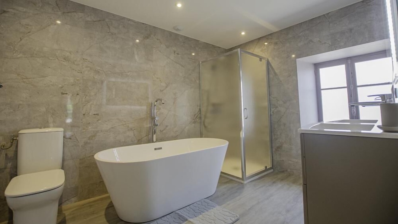 Photo of Bathroom in Brienne-le-Chateau